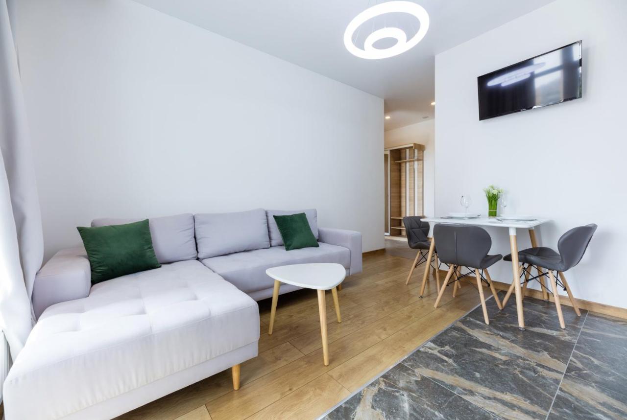 Nyvky Like Home - Nyvky Park - Apt 45 Κίεβο Εξωτερικό φωτογραφία
